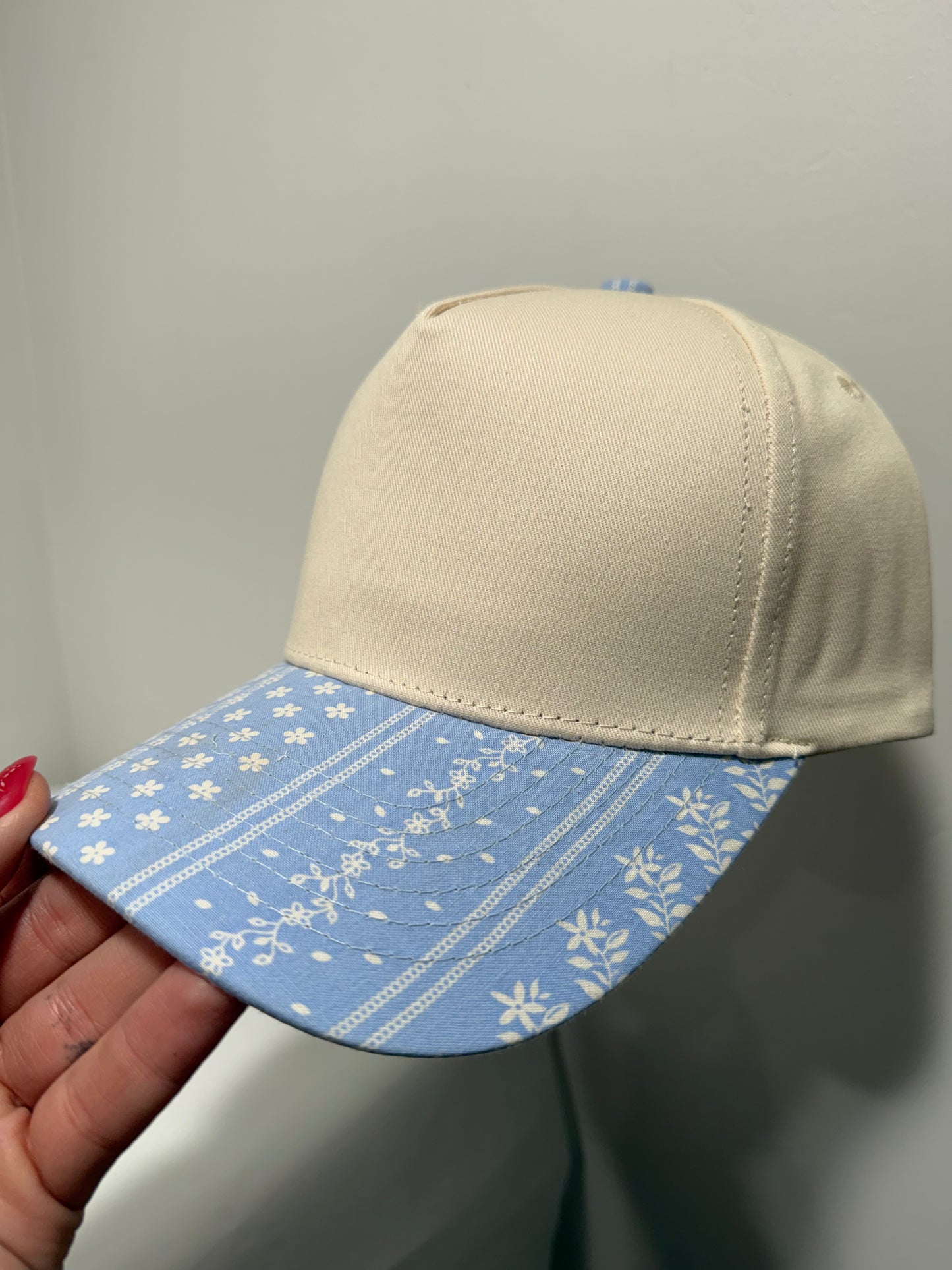 Canvas 5 Panel Neutral/Blue Vintage Floral Stripe