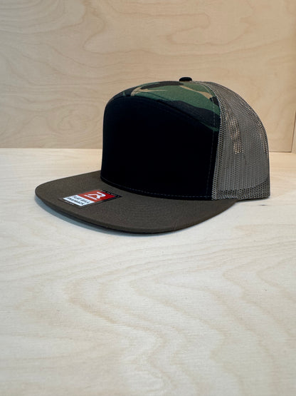 Canvas/Mesh+7 Panel FlatBill