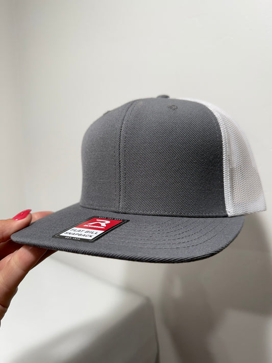 Flat Bill Trucker Dark Grey/White