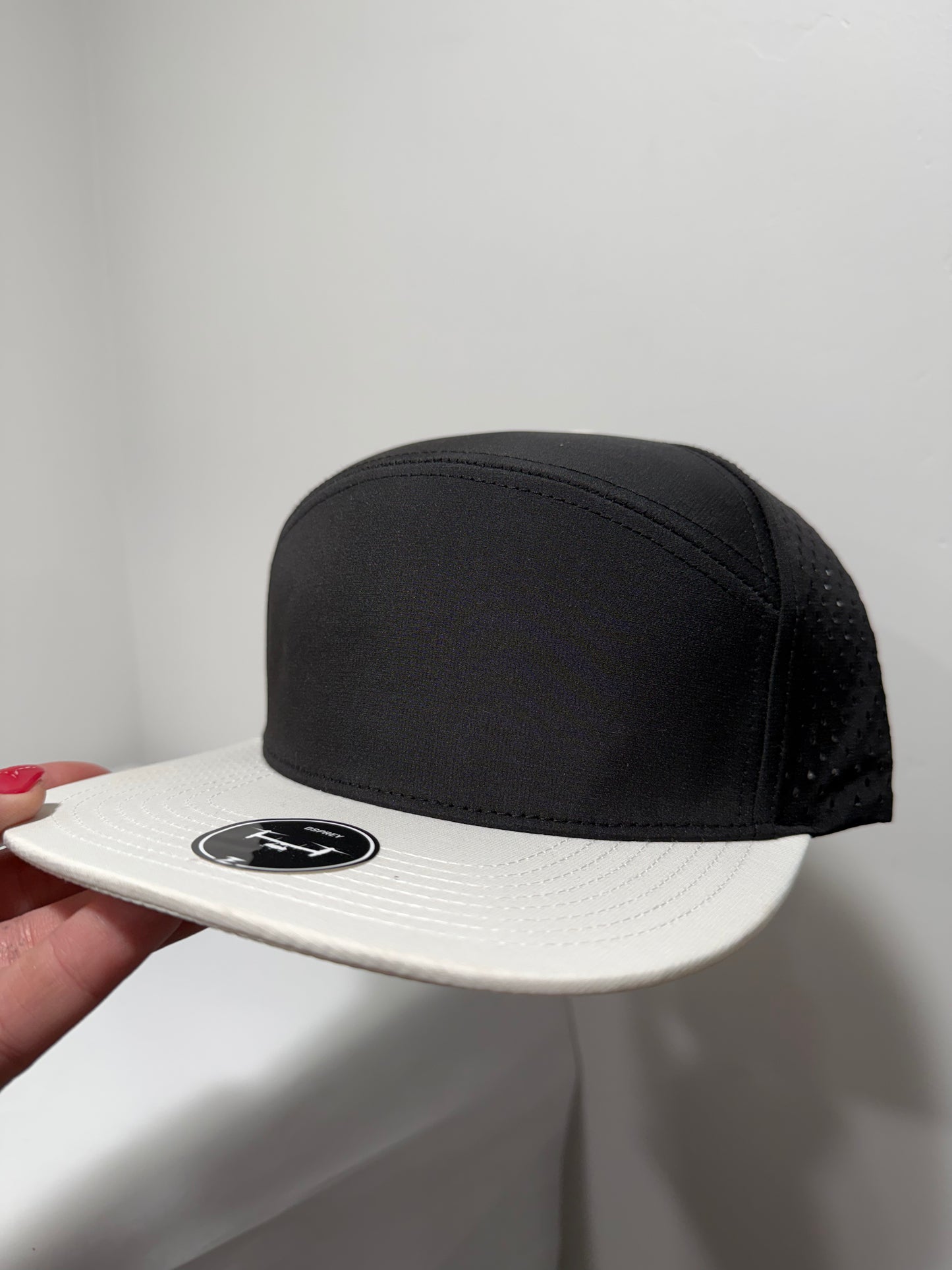 Osprey Performance Black/White