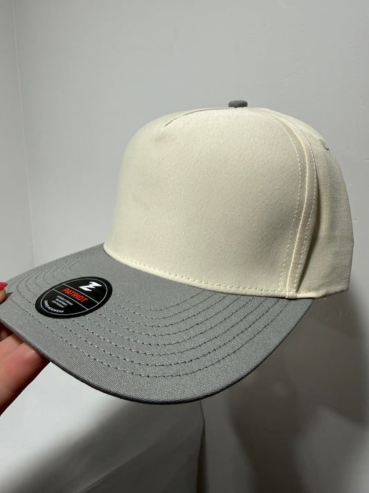 Canvas 5 Panel Neutral/Grey