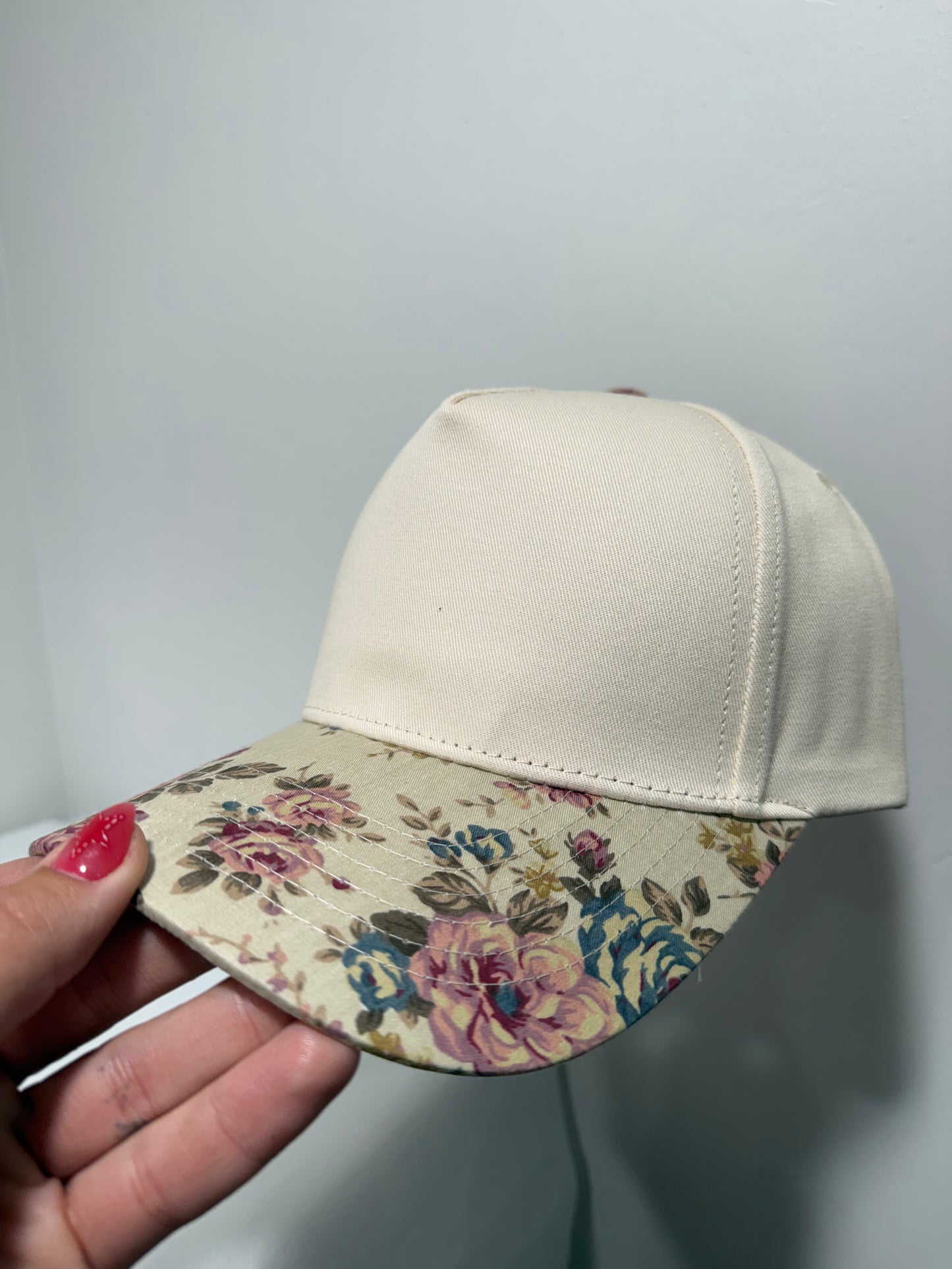Canvas 5 Panel Neutral/Large Vintage Floral