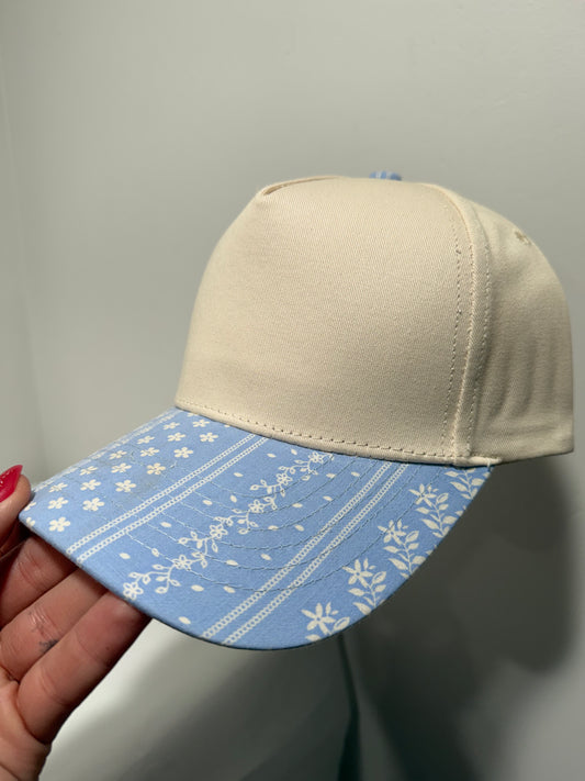 Canvas 5 Panel Neutral/Blue Vintage Floral Stripe