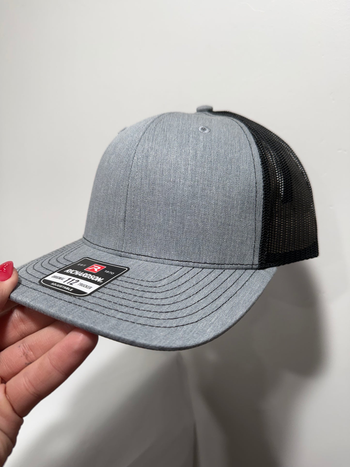 R112 Grey/Black